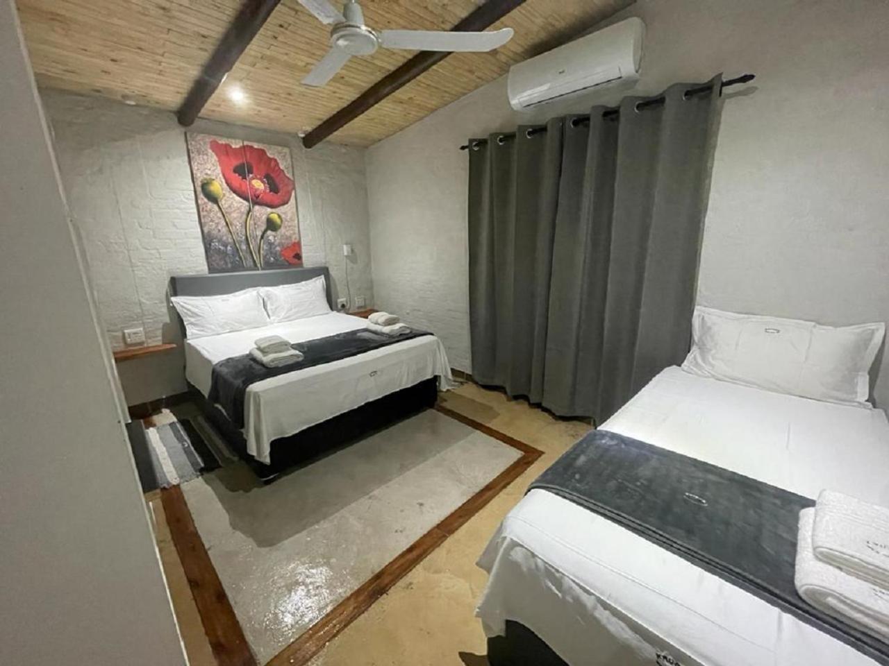 Kruger Wild Dog Inn 玛洛斯帕克 外观 照片