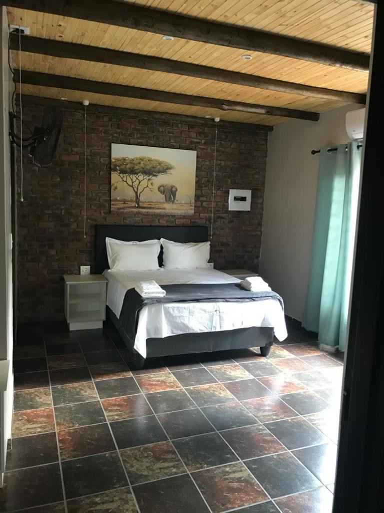 Kruger Wild Dog Inn 玛洛斯帕克 外观 照片